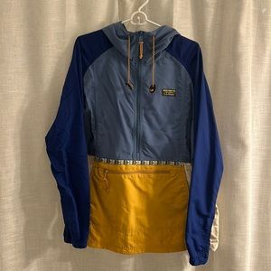 LLBean Men’s Mountain Classic Anorak Multi-Color